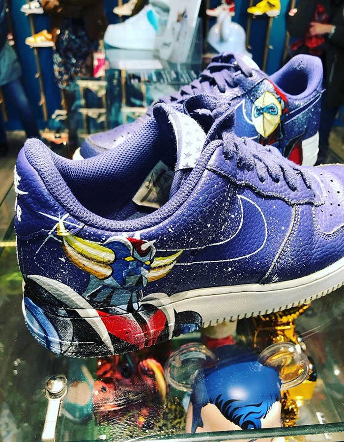 sneakers Goldorak